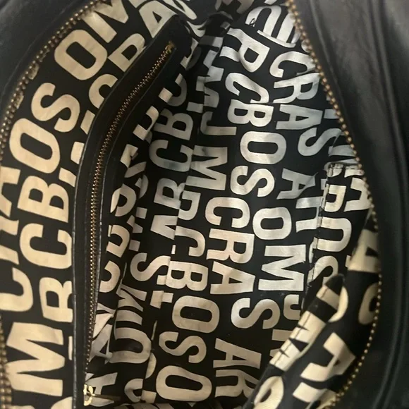 Marc by Marc Jacobs Leather Handbag EUC - black with gold hardware - Picture 14 of 16